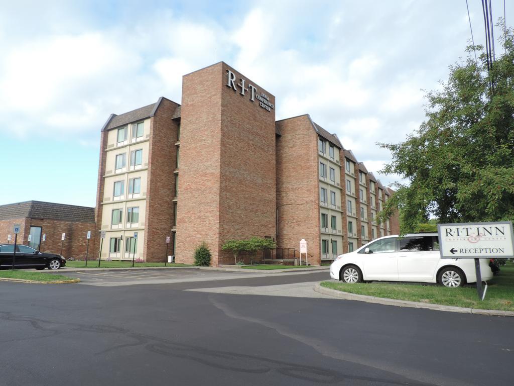 Rit Inn & Conference Center Henrietta Kültér fotó